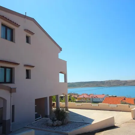 Njaco - Three Bedroom With Sea View Appartamento
