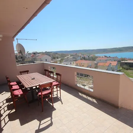 Appartamento Njaco - Three Bedroom With Sea View Rtina